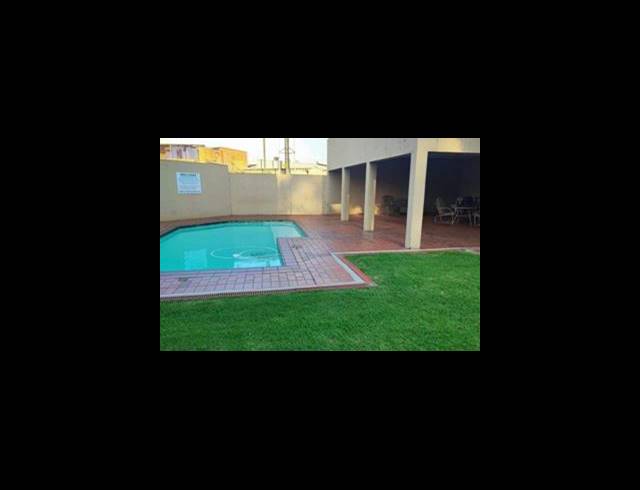 1 BEDROOM TOWNHOUSE FOR SALE IN BRACKENDOWNS